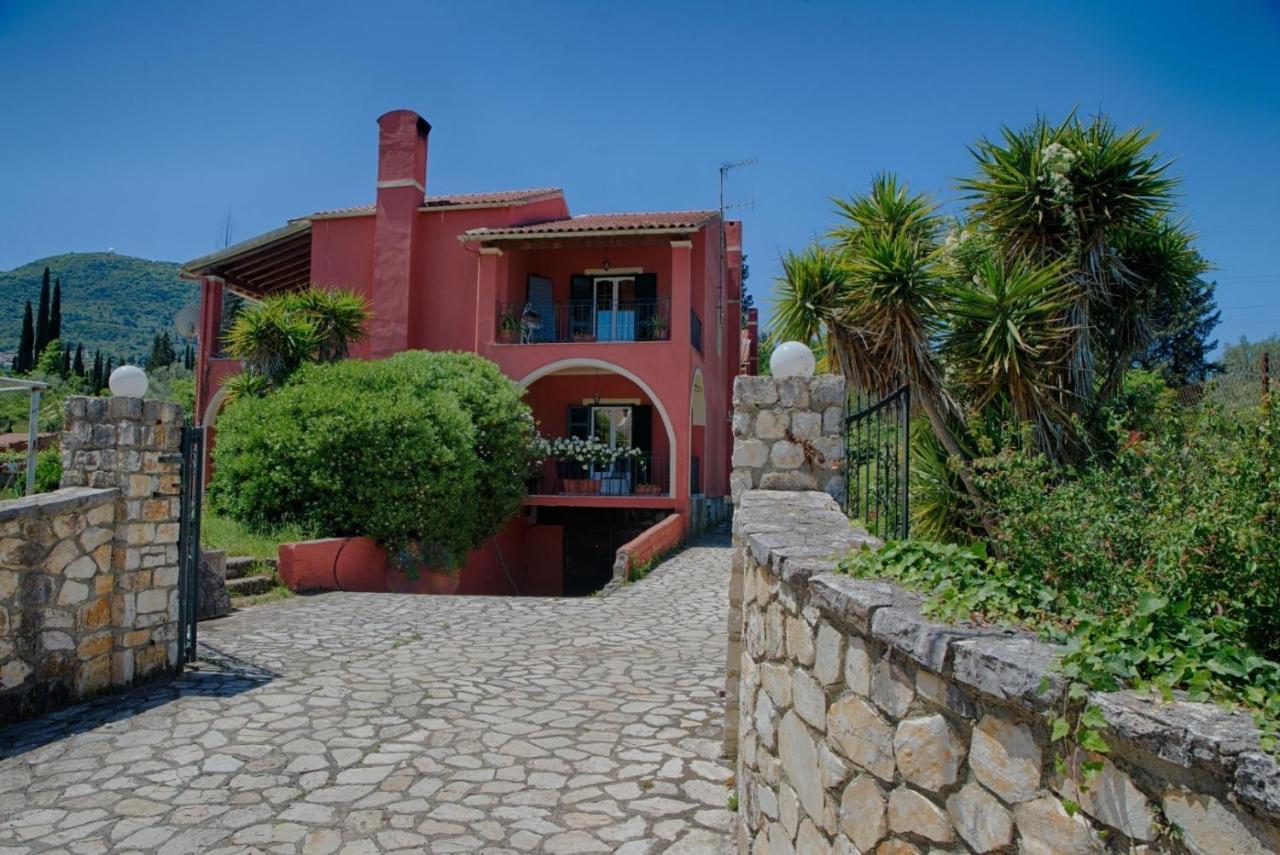 Villa ChristinaGastouri  エクステリア 写真